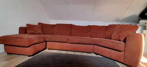Grote bordeaux rode chaise longue/hoek bank, Huis en Inrichting, Banken | Sofa's en Chaises Longues, Gebruikt, 300 cm of meer