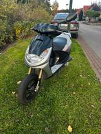 Vivacity 100cc, Fietsen en Brommers, Scooters | Peugeot, Ophalen, Zo goed als nieuw, Benzine, Vivacity