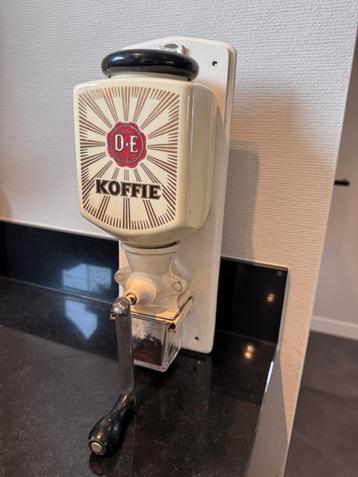 Douwe Egbert DE Koffiemolen antiek gerestaureerd TOP STAAT beschikbaar voor biedingen