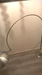 TE koop aangeboden grote booglamp doe gepast bod, Huis en Inrichting, Lampen | Vloerlampen, Ophalen of Verzenden, Gebruikt, Metaal