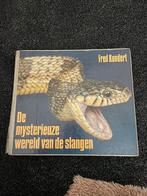 De mysterieuze wereld van de slangen, Boeken, Dieren en Huisdieren, Gelezen, Ophalen of Verzenden, Reptielen of Amfibieën