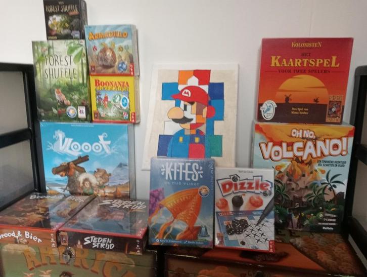 Mooie bordgames en cards geseald weg=weg, Hobby en Vrije tijd, Gezelschapsspellen | Bordspellen, Nieuw, Een of twee spelers, Drie of vier spelers