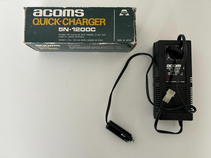 Acoms snellader met Tamiya aansluiting rc modelbouw, Hobby en Vrije tijd, Modelbouw | Radiografisch | Auto's, Gebruikt, Onderdeel