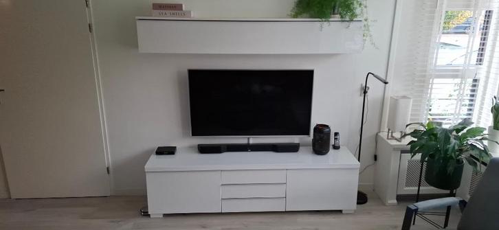 MOET WEG! Ikea Besta tv videomeubel + wandkast wit, Huis en Inrichting, Kasten | Televisiemeubels, Gebruikt, Minder dan 100 cm