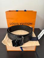 Louis vuitton riem Initiales 110CM nieuw!, Kleding | Heren, Riemen en Ceinturen, Ophalen, 105 tot 115 cm, Zo goed als nieuw, Riem of Ceintuur