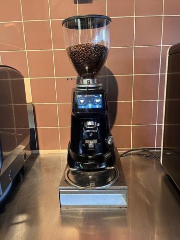 koffie molen  beschikbaar voor biedingen