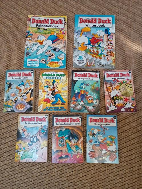 Donald Duck pakket met 7 pockets en 2 vakantieboeken, Boeken, Strips | Comics, Zo goed als nieuw, Meerdere comics, Europa, Ophalen of Verzenden
