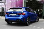BMW 1 Serie 120 M Sport Automaat / Sportstoelen / Achteruitr, Gebruikt, Euro 6, Blauw, 19 km/l
