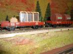 Märklin 4503 en 4423, 2x lage boordwagons met lading, Hobby en Vrije tijd, Modeltreinen | H0, Wisselstroom, Treinset, Ophalen of Verzenden