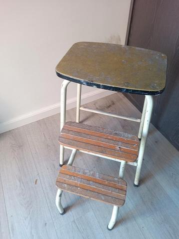 Vintage Keuken Trapje - Opstapje beschikbaar voor biedingen