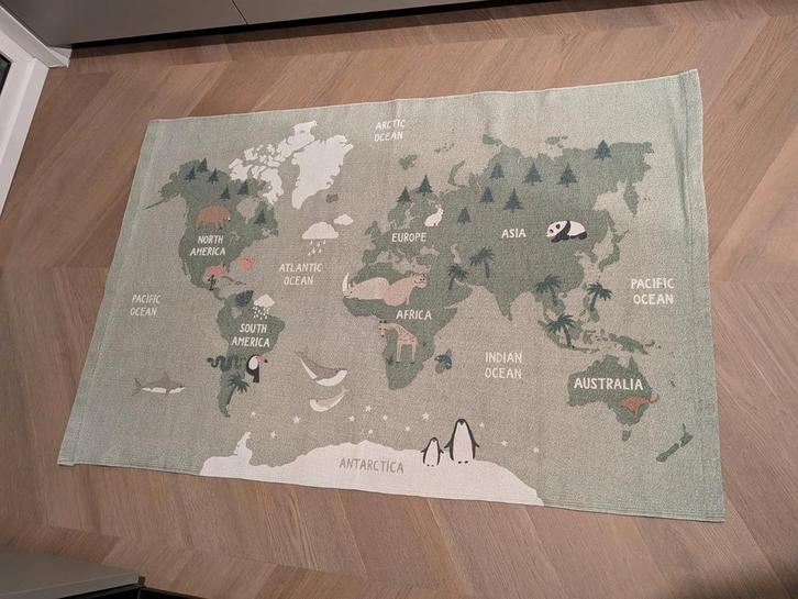 H&M Home vloerkleed kinderkamer - wasbaar, Huis en Inrichting, Stoffering | Tapijten en Kleden, Zo goed als nieuw, 50 tot 100 cm