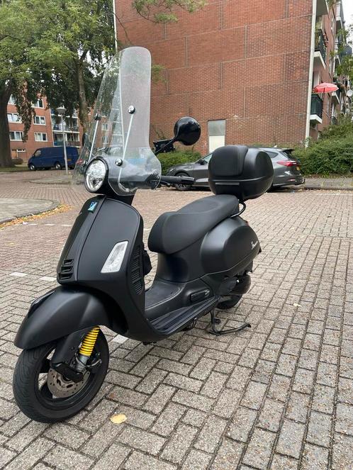 Vespa GTS 300 Supertech Hpe - Notte, Motoren, Motoren | Piaggio, Particulier, Scooter, Ophalen