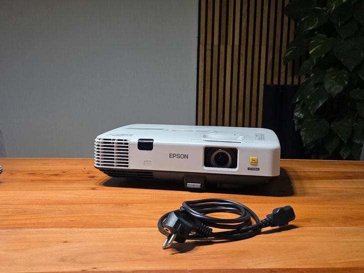 EPSON EB1940-W HD BEAMER / PROJECTOR HDMI / DISPLAYPORT, Audio, Tv en Foto, Beamers, Zo goed als nieuw, LCD, HD (720), Ophalen