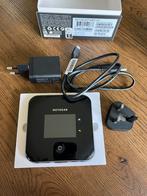 Netgear Nighthawk M2 MR2100 mobiele router, Computers en Software, WiFi-versterkers, Ophalen, Zo goed als nieuw