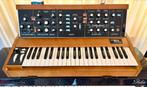 Moog MiniMoog Model D 2017 met Muse Mod en StarDust cover, Muziek en Instrumenten, Synthesizers, Overige aantallen, Zo goed als nieuw
