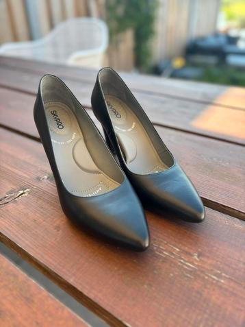 Zwarte pumps skypro maat 40.5 (stewardess) beschikbaar voor biedingen