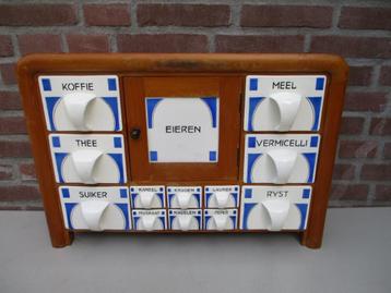 Art Deco kruiden / keukenkast. beschikbaar voor biedingen