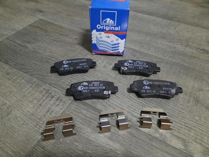 Remblokken set achteras ATE - Hyundai, Kia, Ssangyong NIEUW, Auto-onderdelen, Motor en Toebehoren, Hyundai, Kia, Ssangyong, Nieuw