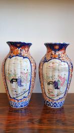 2 Japanse Imari Kraag vazen, 24,5cm hoog, Ophalen of Verzenden