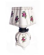 Brocante olielampje Foreign porselein wit