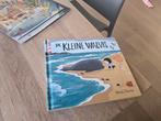 Benji Davies - De kleine walvis mini uitgave, Boeken, Ophalen of Verzenden, Zo goed als nieuw, Benji Davies, Prentenboek