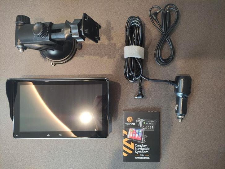 Menzo auto en/of camper navigatie, Auto diversen, Autonavigatie, Zo goed als nieuw, Ophalen