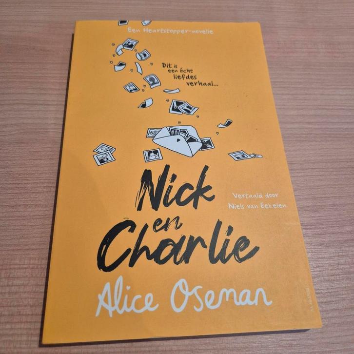 Nick en Charlie - Alice Oseman Nieuw!, Boeken, Kinderboeken | Jeugd | 13 jaar en ouder, Nieuw, Ophalen of Verzenden