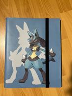 POKEMON ULTRA PRO 9 POCKET BINDER MAP LUCARIO, Ophalen of Verzenden, Zo goed als nieuw
