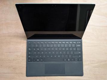 Surface Pro 4 tablet met toetsenbord beschikbaar voor biedingen