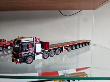 Mammoet Actros 8x4 + 7 assige ballasttrailer (WSI / IMC) beschikbaar voor biedingen