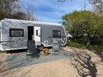 Eriba Nova 535 Hymer 2022 Caravan - top, zeer compleet, Caravans en Kamperen, Caravans, Rondzit, 6 tot 7 meter, Eriba, Tot en met 4