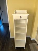 Smal hoog kastje met glazen deurtje, Huis en Inrichting, Kasten | Ladekasten, Ophalen, Zo goed als nieuw, 25 tot 50 cm, Minder dan 100 cm