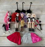 Barbie poppen meubelen accessoires schoentjes kleertjes, Kinderen en Baby's, Speelgoed | Poppen, Ophalen of Verzenden, Gebruikt
