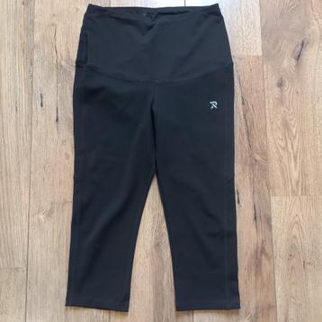 Twee Redmax capri sportlegggings beschikbaar voor biedingen