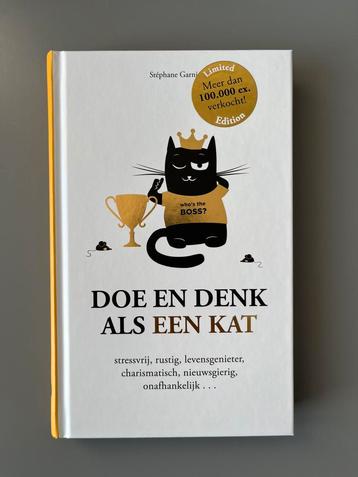 Doe en denk als een kat beschikbaar voor biedingen