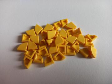NIEUW: Tile Rond 1x1 Quarter Geel beschikbaar voor biedingen