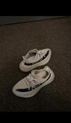 Adidas Yeezy Sneakers - Topconditie!, Kleding | Dames, Schoenen, Ophalen, Adidas, Beige, Sneakers of Gympen