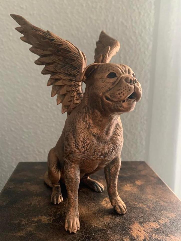 Bulldog Old Engels met vleugels in brons of zilver op urn, Dieren en Toebehoren, Honden-accessoires, Nieuw, Ophalen of Verzenden