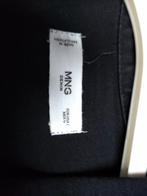 Kleding gratis op te halen. Broek, jasjes, sjaal, blouse., Ophalen, Zo goed als nieuw, Maat 38/40 (M)