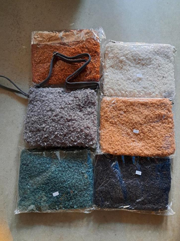 Partij tassen diversen kleuren!!!!, Sieraden, Tassen en Uiterlijk, Tassen | Damestassen, Nieuw, Overige typen, Overige kleuren