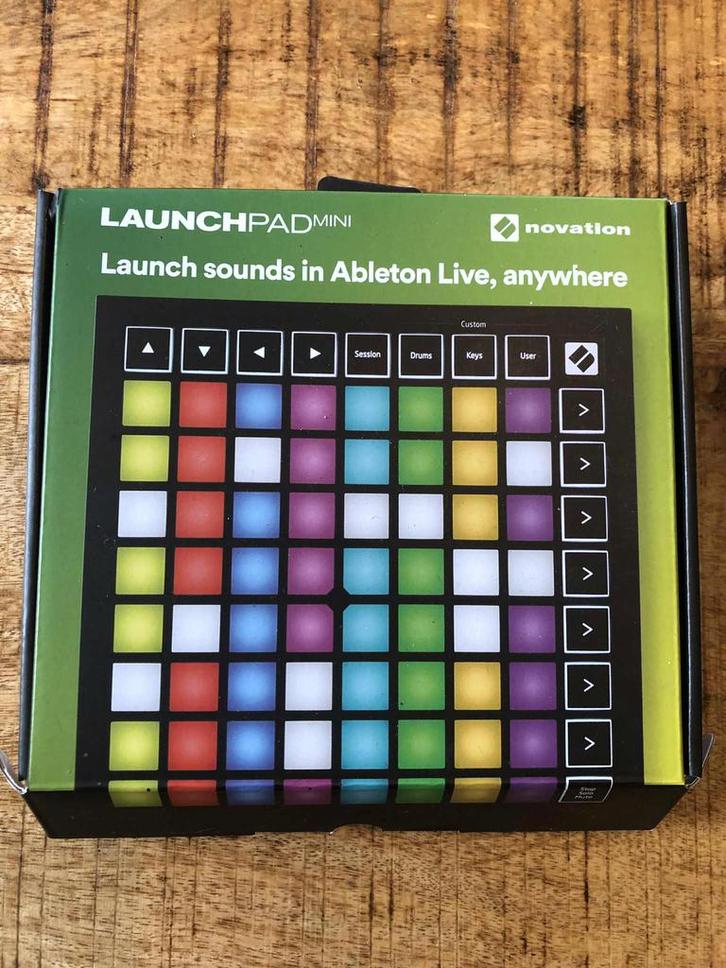 Launchpad Mini, Muziek en Instrumenten, Midi-apparatuur, Zo goed als nieuw, Ophalen of Verzenden