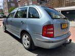 Skoda Fabia Combi 1.4-16V Elegance AUTOMAAT Nieuwe Apk Airco, Auto's, 450 kg, Gebruikt, 4 cilinders, Origineel Nederlands