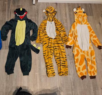 Leuke Onesies Maat 116 (5-6 jaar) beschikbaar voor biedingen