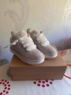 NIEUW UGGS / UGG Lowmel maat 37, Ophalen of Verzenden, Nieuw, Bruin