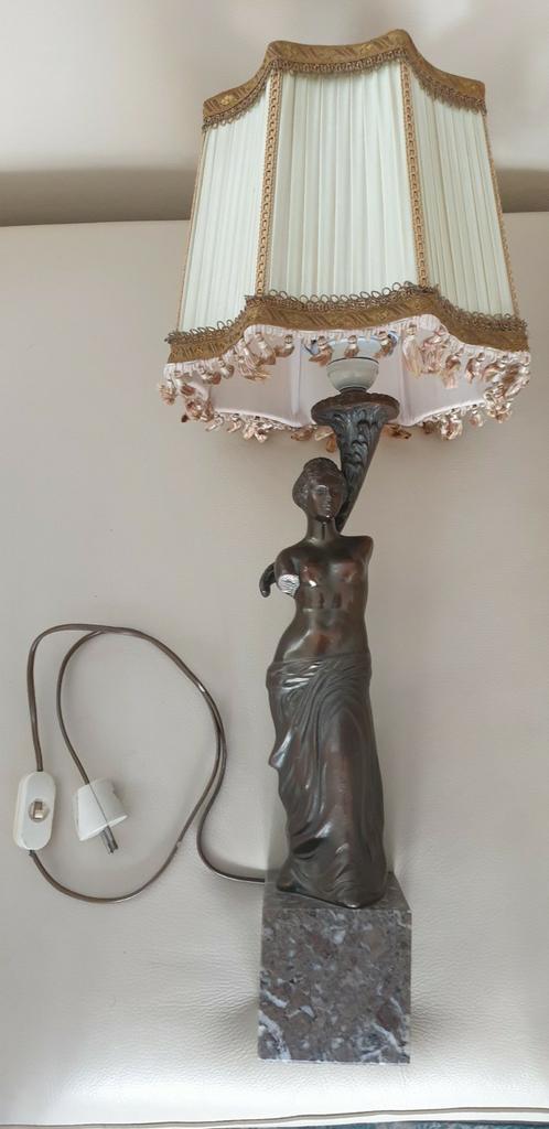 begin 20e eeuwse tafellamp. Brons., Huis en Inrichting, Lampen | Tafellampen, Gebruikt, Ophalen of Verzenden