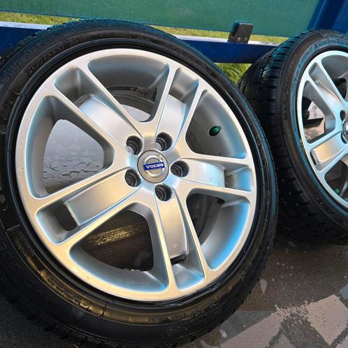 Origineel Volvo Zaurak winterbanden 205-55-17, Auto-onderdelen, Banden en Velgen, Band(en), Winterbanden, 16 inch, 205 mm, Gebruikt