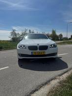 BMW 5-Serie 520I 135KW Touring Aut8 2011 Wit, Auto's, BMW, 4 cilinders, 2000 kg, Wit, Origineel Nederlands