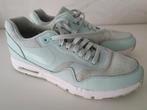 Nike air max, Ophalen of Verzenden, Zo goed als nieuw, Groen, Sneakers of Gympen