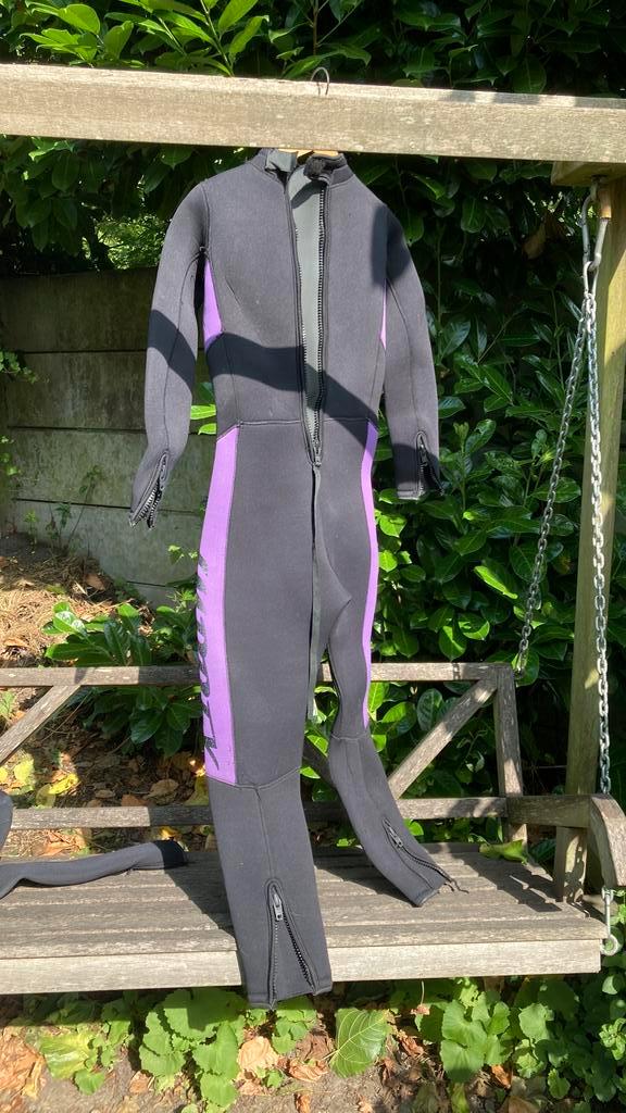 Duikuitrusting plus duiktas. Schoenen maat 40. Evt apa, Watersport en Boten, Duiken, Zo goed als nieuw, Duikpak, Ophalen