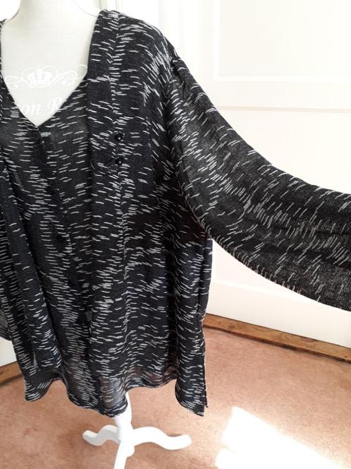Prachtige zwarte hes van sempre piu        maat 54, Kleding | Dames, Grote Maten, Zo goed als nieuw, Blouse of Tuniek, Zwart, Verzenden